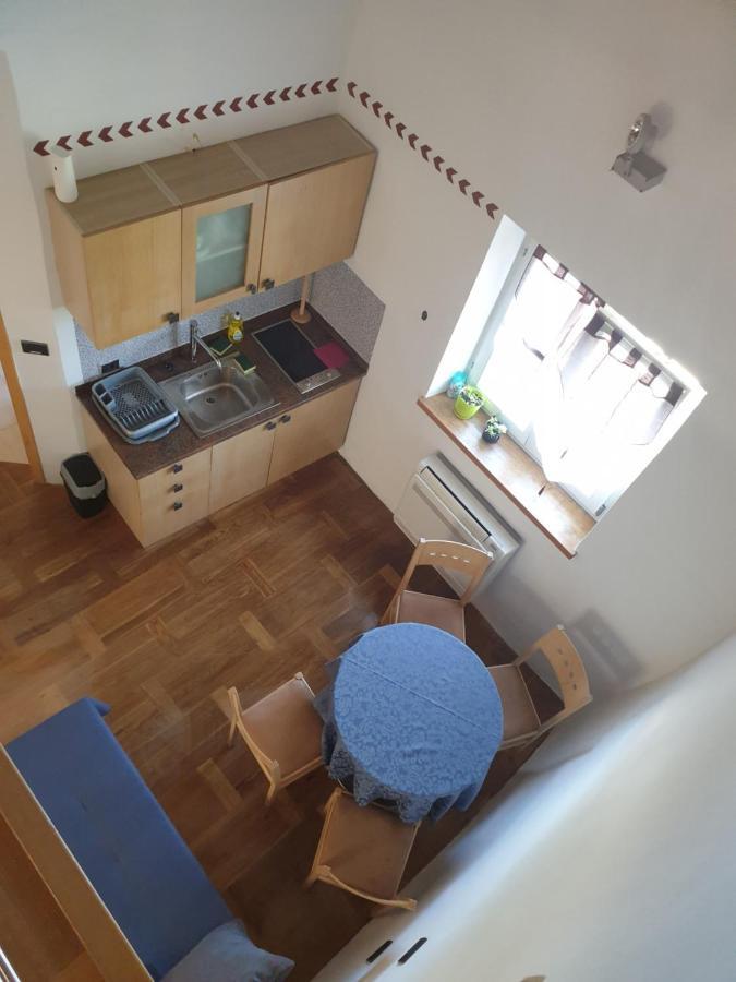 Smartno Apartmaji Sobe Josko Exterior photo