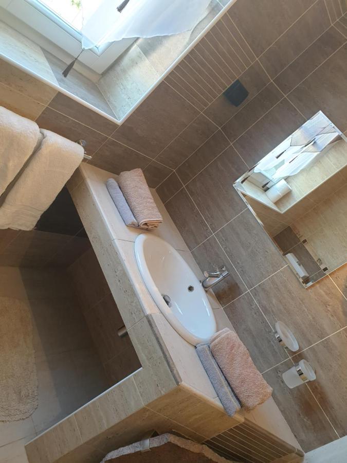 Smartno Apartmaji Sobe Josko Exterior photo